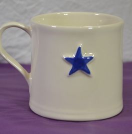 Shaker style 250ml mug with Blue Star.